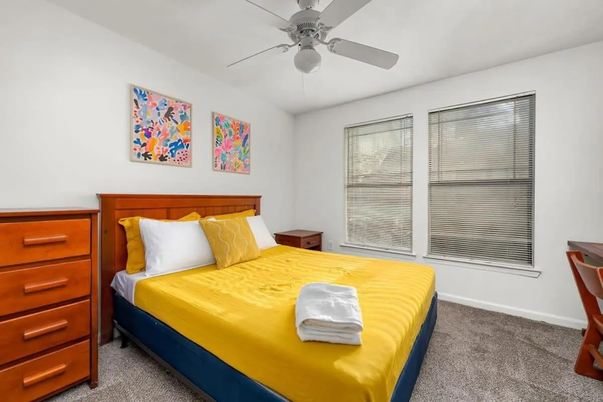 Long Term Stays Allowed Pet Friendly & Pool Tampa 0*,